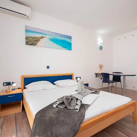 House Mimica Ferienhaus